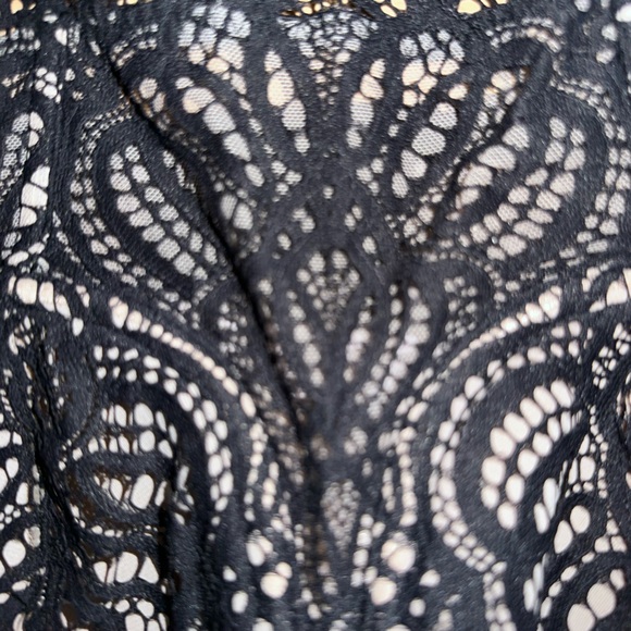 Victorias Secret Dream Angels laced bustier in a size 32C - Picture 6 of 8